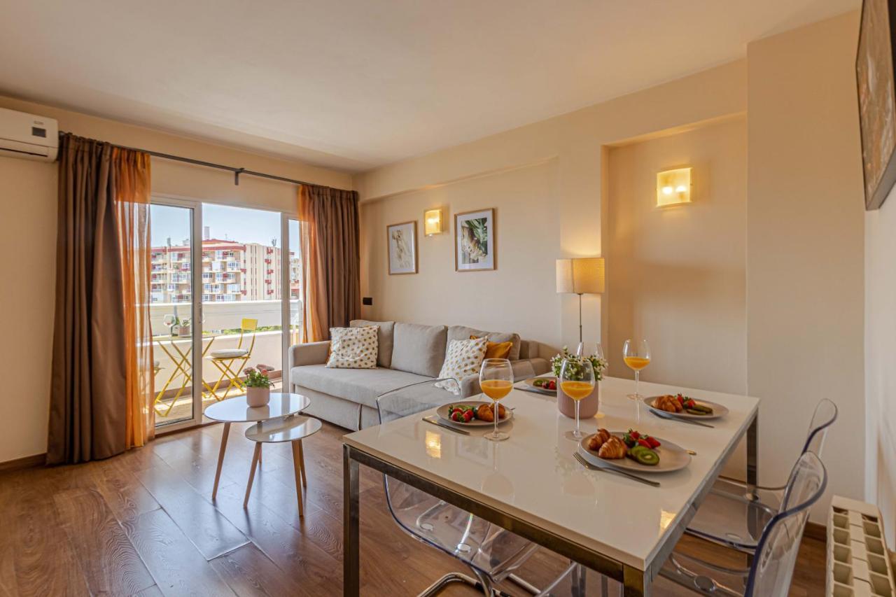 797 Holiday Rentals- Atico En Arroyo De La Miel Con Hermosas Vistas Benalmádena Kültér fotó